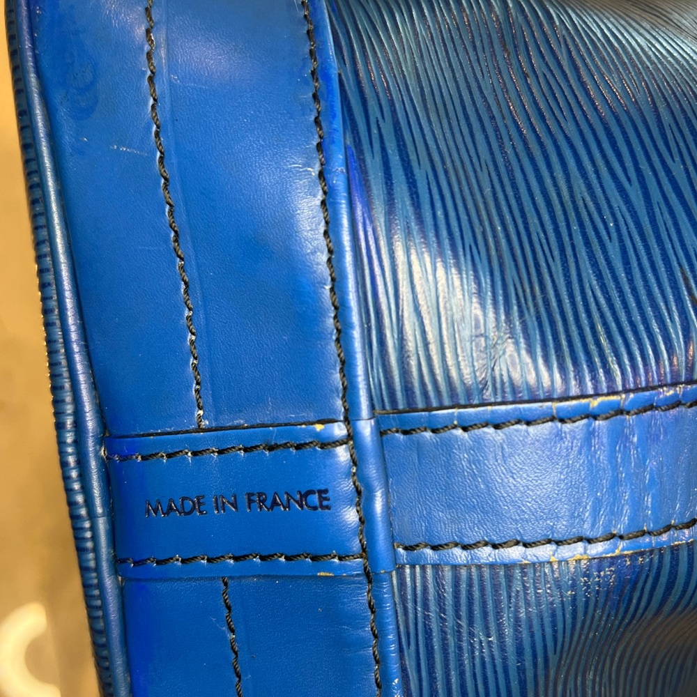 Louis Vuitton Auth Blue Epi Noe GM Leather Drawstring Shoulder Bag VTG ‘81, EUC - Picture 11 of 17